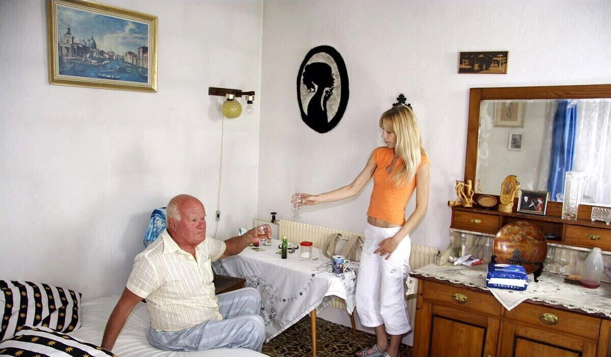 Slideshow number (#old #grandpa #dad)