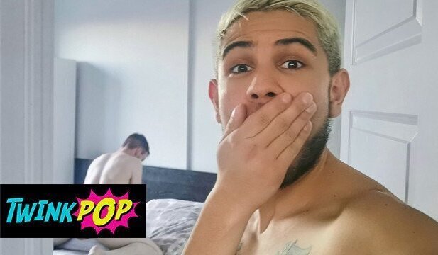 TWINKPOP Alex Montenegro Cums With Stepbro Thyle Knoxx's Ass, Then Takes Facial