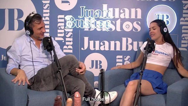 Yessica Bunny latina ardiente can last more than 10 minutes in a orgasm Juan Bustos Podcast