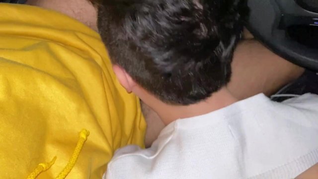 Cruising conductor uber casado pone mamar verga antes follarme culo pelo