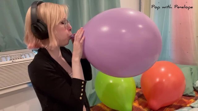 Blowing Three 17’’ Tuftex Balloons then Lighter Popping them!