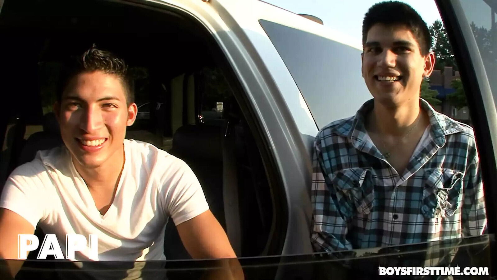 Amelio Ruiz Goes Experience First Time Getting Fucked With Bradley Wood Makes Sure Likes