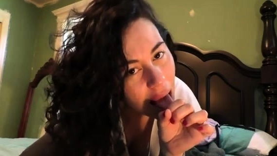 Natalie Wonder Play He's Gotta Lick