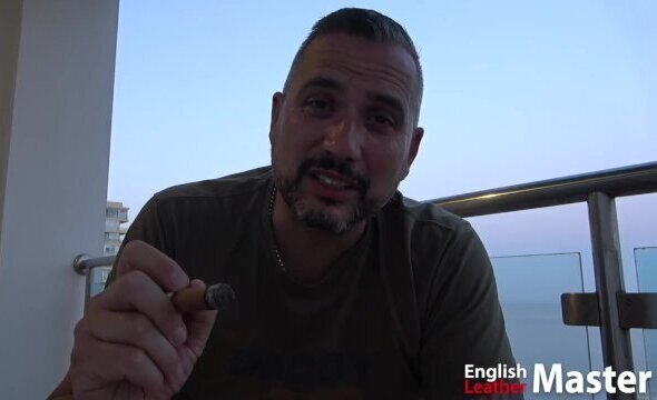 Cash Master humiliates money while he's vacation PREVIEW