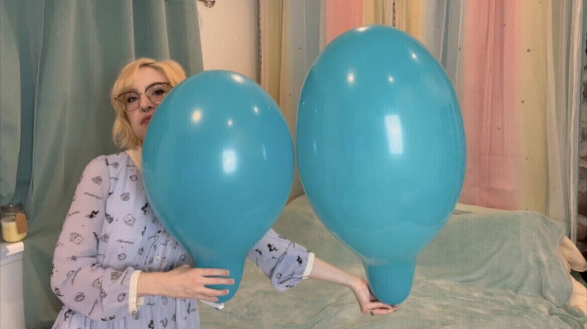 Same 14'' Balloon, Pre-Stretched blow nail