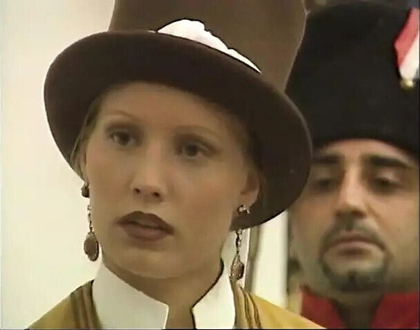 Dirty whore helps travelling general releive sexual stress