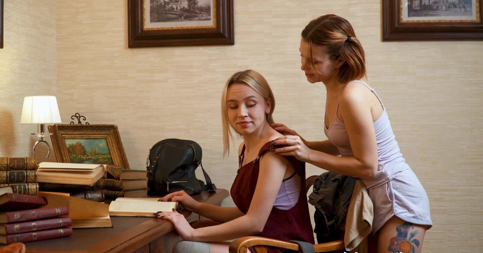 Lesbian girls Lisa Nixon have passionate