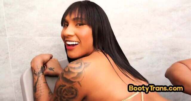 Latin with boobs bareback nailed