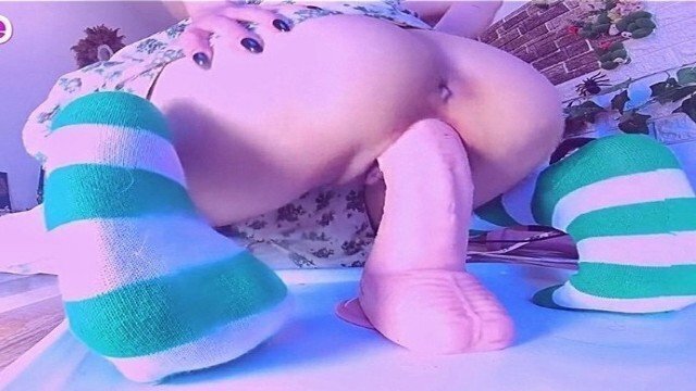 Upskirt Marathon Thick Dilated Pussy