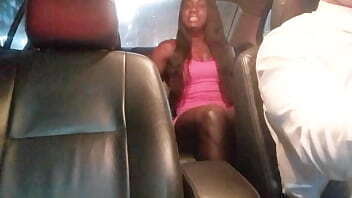 PRETA GOSTOSA FUDENDO UBER VIDEO 100% REAL