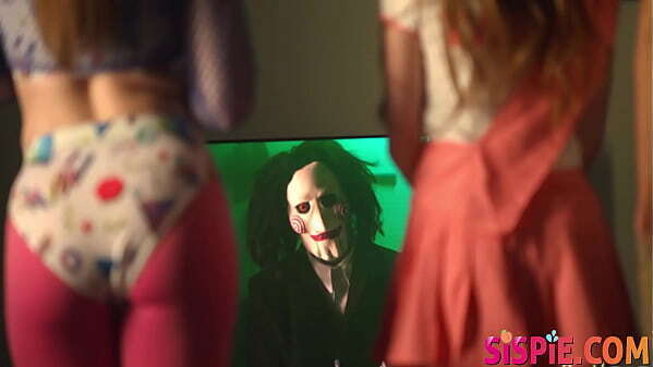 Want Play Game Megan Marx, Myra Moans, Parker Ambrose