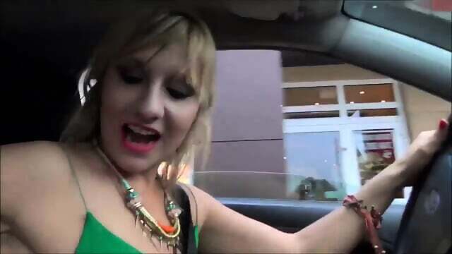 Lena-Loch Spermawalk McDonalds Drive-In