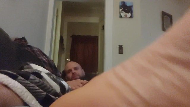 Couch Soles watch audio, ignore with feet your FACE!)