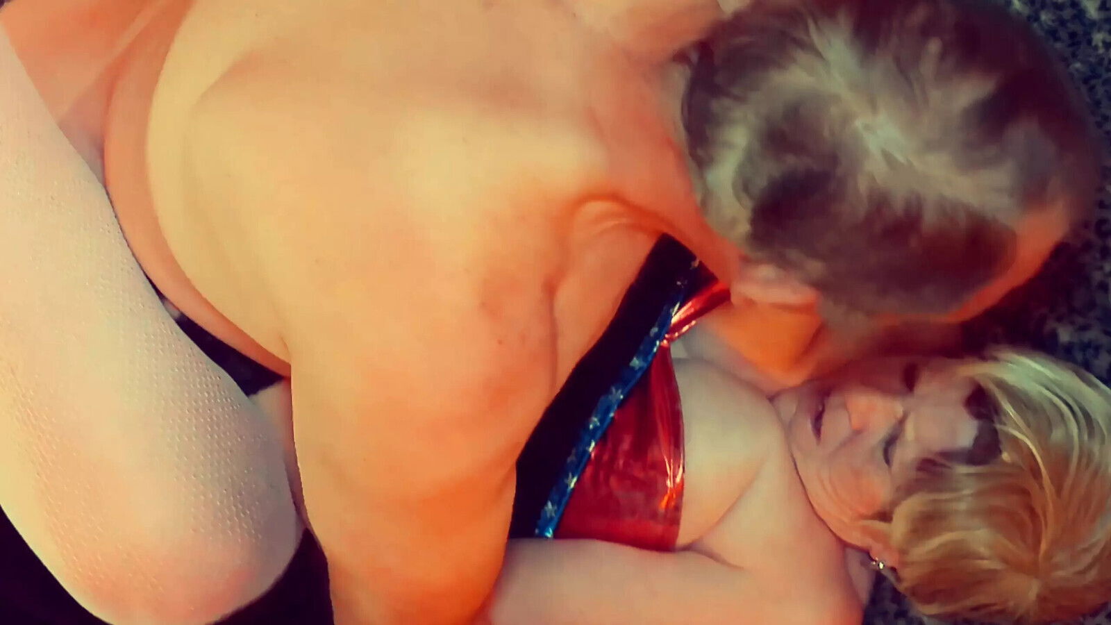 Patriotic Granny Cums Vibrator 07022023-C5