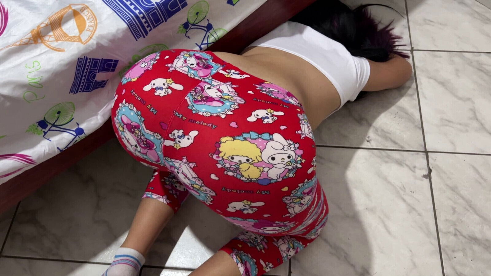 trick maid into looking under look