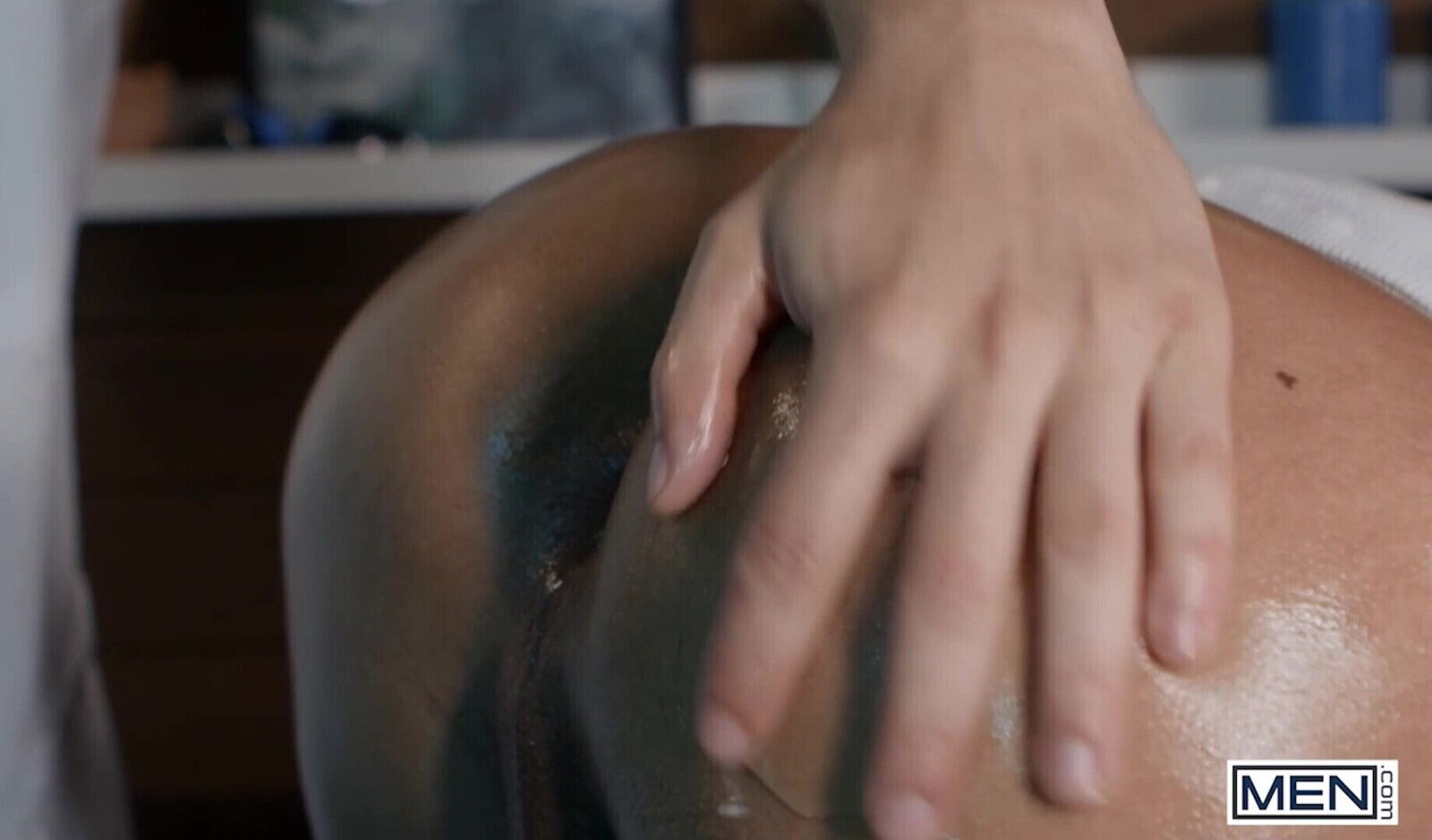 MEN - Hairy Bottom Ihan Rodriguez Goes For A laser Hair Removal Which Turns To A Wild Fuck With Maverick Sun