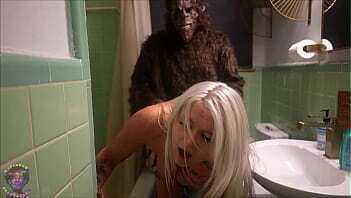 Legend Foot Whores Make Alive