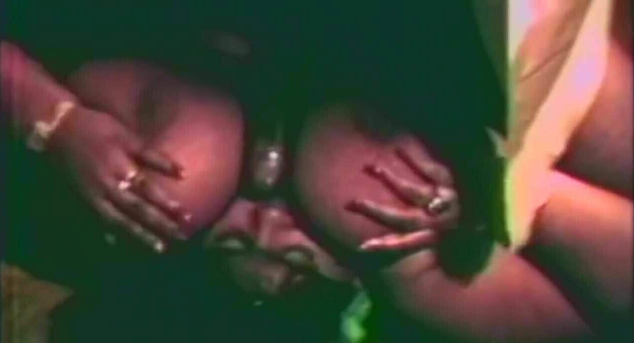 Peter Gabriel vs Hottentotten Venus - Biko