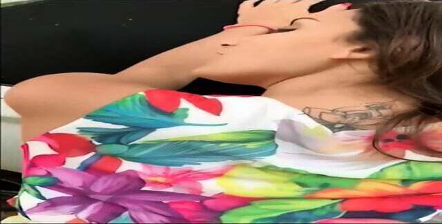 Baise exterieur toujours daccord pour manger queue