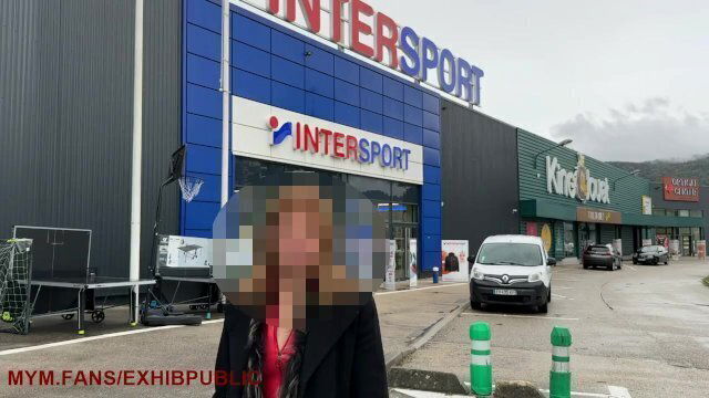 orgasm fitting room sports store, public