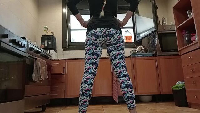 training instructor gives private classes house ends giving classes