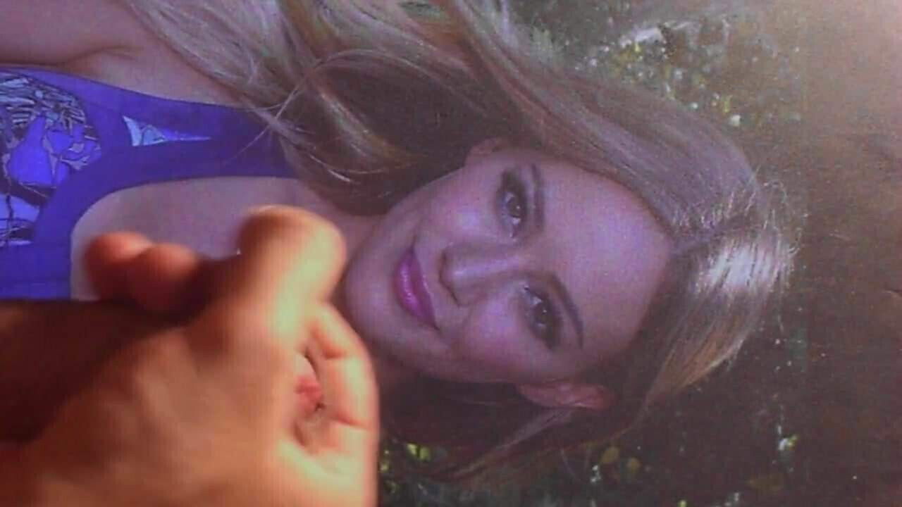 Hilary Duff (Video 5)