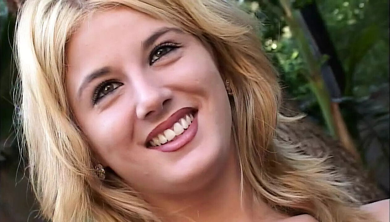 Sexy blonde milf gets fucked hard holes