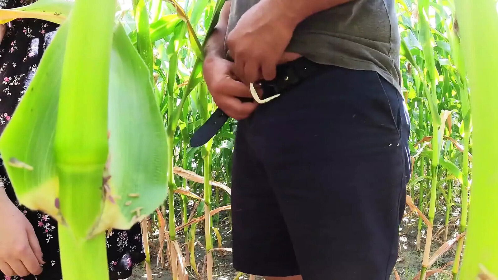 First Time Trying Standing Cornfield Makes Cumhard