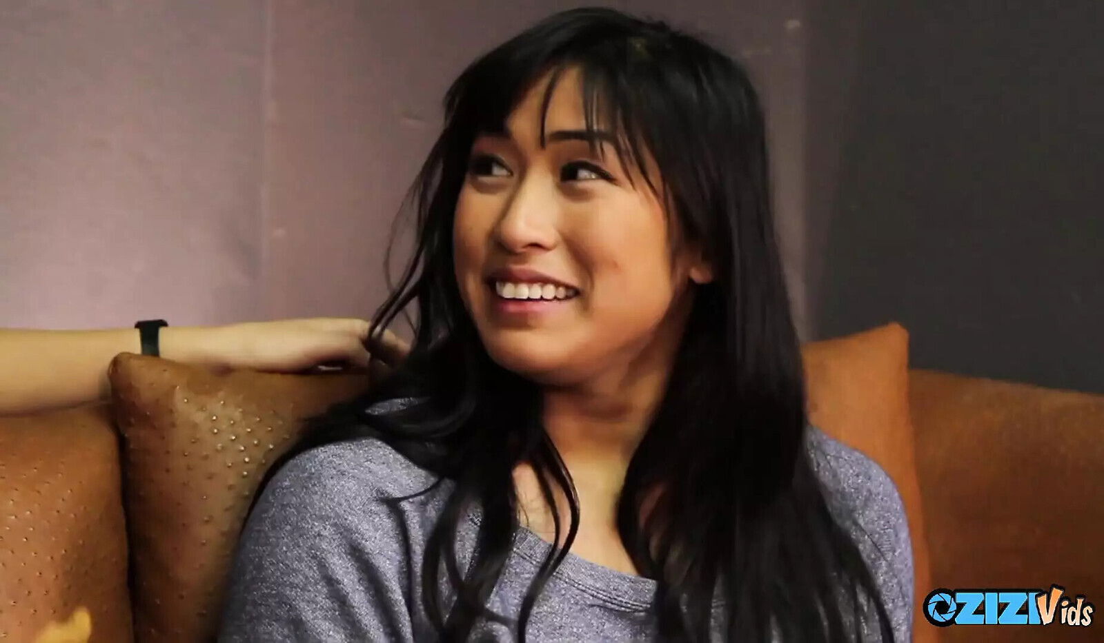 finger your pussy will feel better