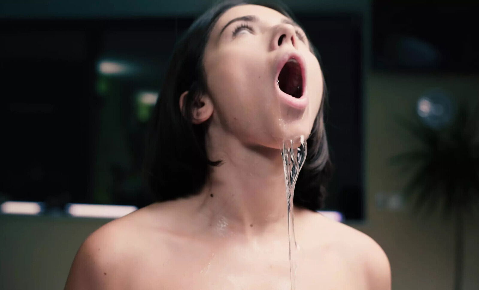 Sweet Josephine Jackson gets Parasited fuck hard