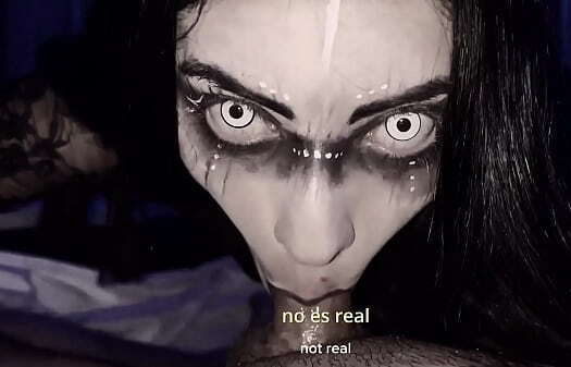 Bruja come hombres captada camara