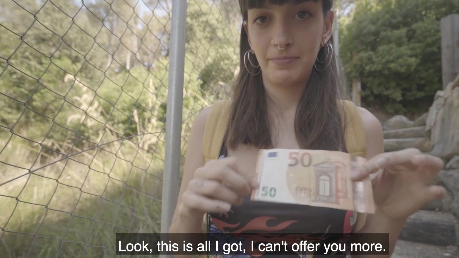 Amateur bimbo Caomei gives pussy some cash