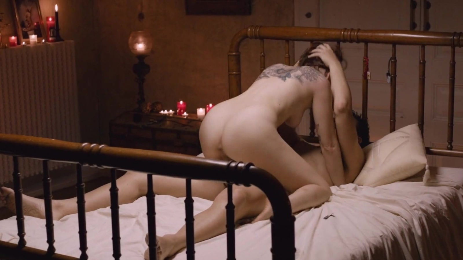 Passionate bitch Irina Vega fucks lucky