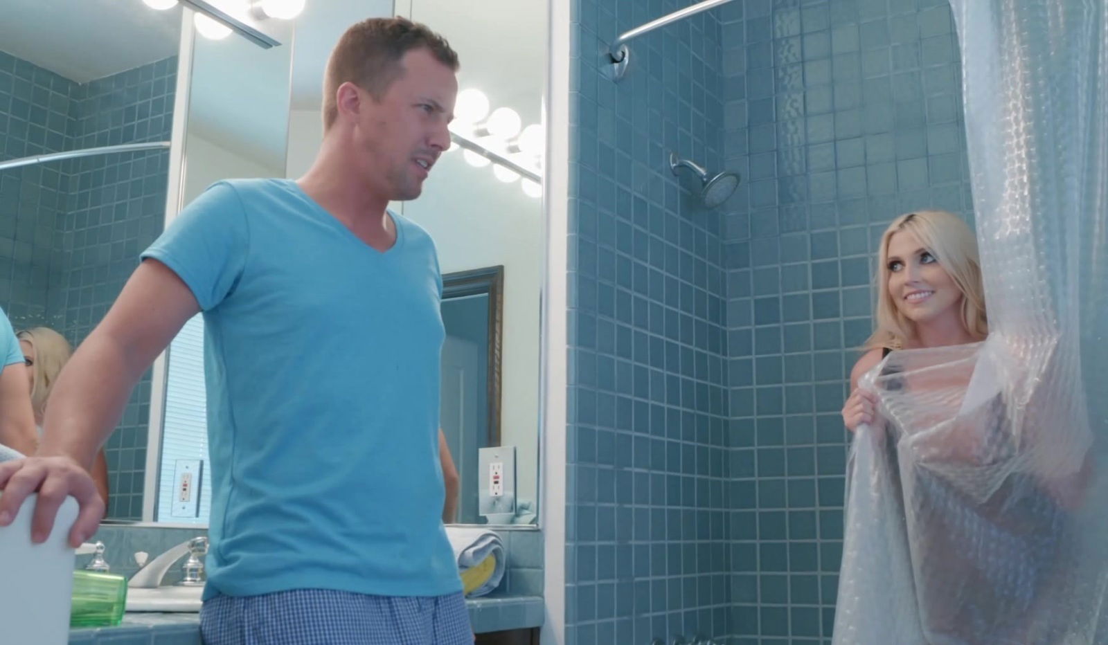 Jessy fucked sexy stepmom both holes