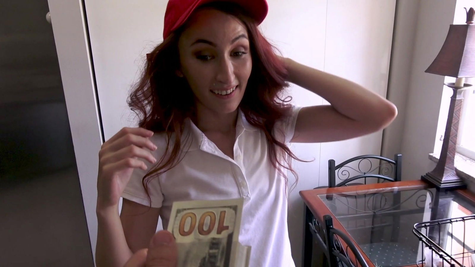 Cute delivery girl fucks good