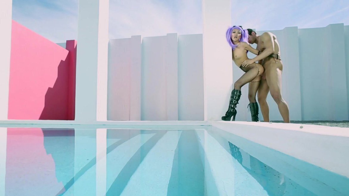 bubbly Asian hottie with