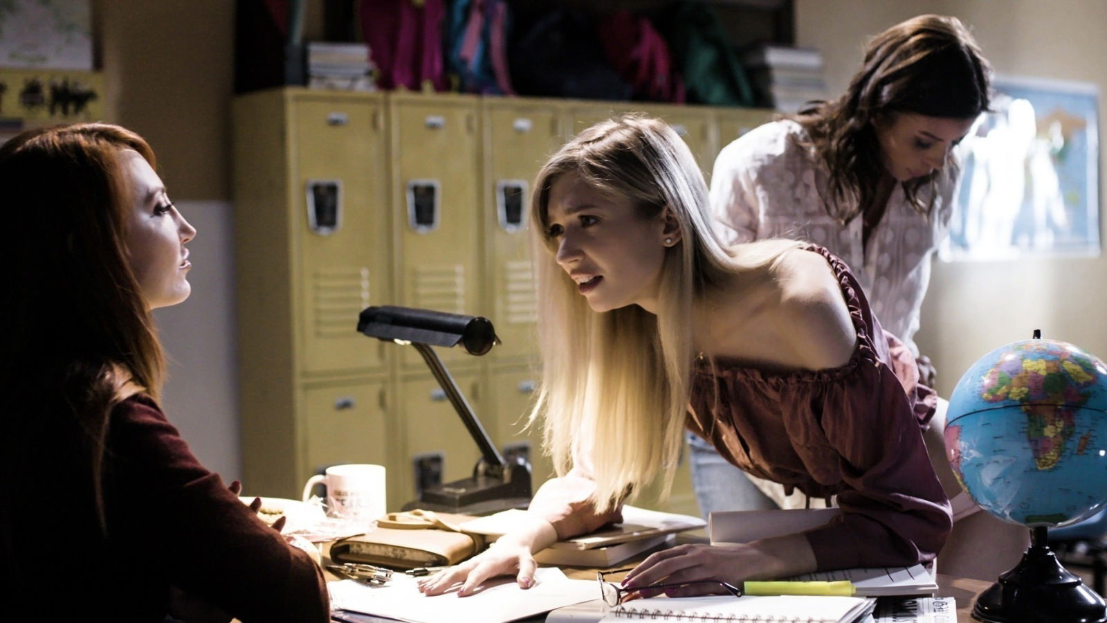 Kendra James, Alexis Fawx Marykate Moss can't enough each other