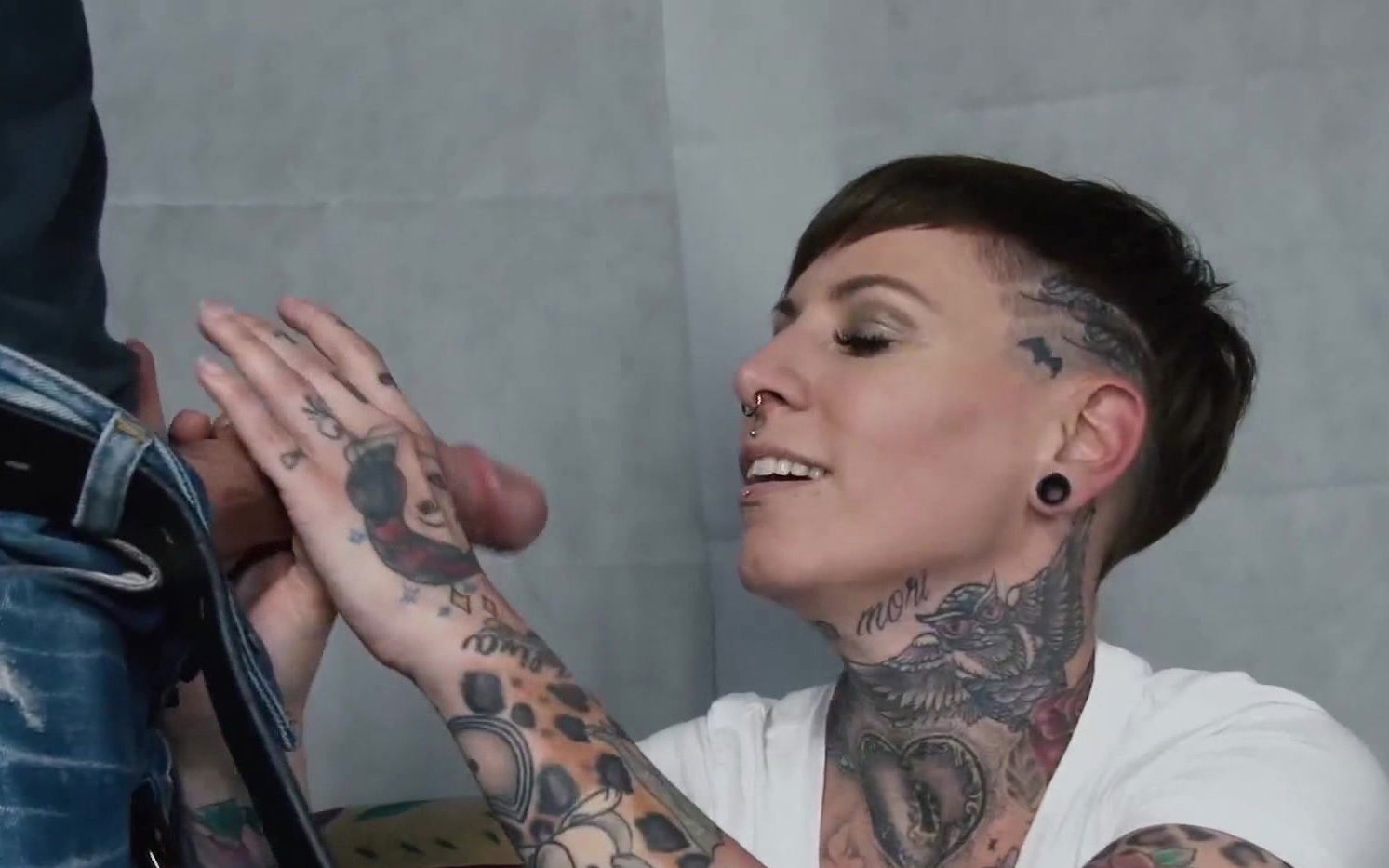 Tattooed short-haired bitch gets fucked good proper