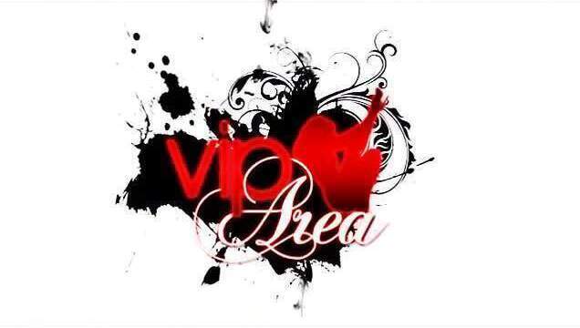 Wild Andie Valentino rubs clit slides lacy black panties side