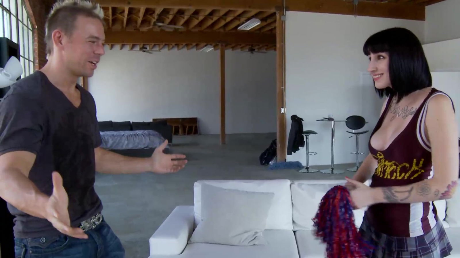 Sexy cheerleader Shay Ryan takes fuckholes