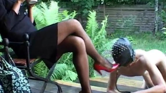 Leashed foot stool worship shoes nylon feet outdoors