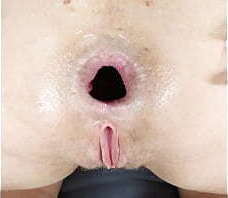 DEU O CU NO PELO E FICOU ARROMBADA COM O PAUZ&Atilde_O DO COMEDOR