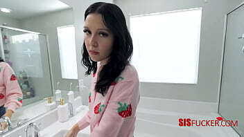 Experimenting With Virgin Stepsis- Bailey Blaze