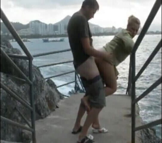 Dans un coin discret a l'abri des regards