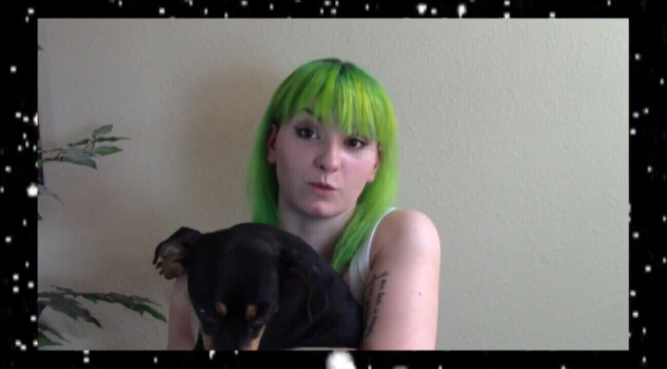 La Vore Girl News 5-30-17 - Paige Pierce