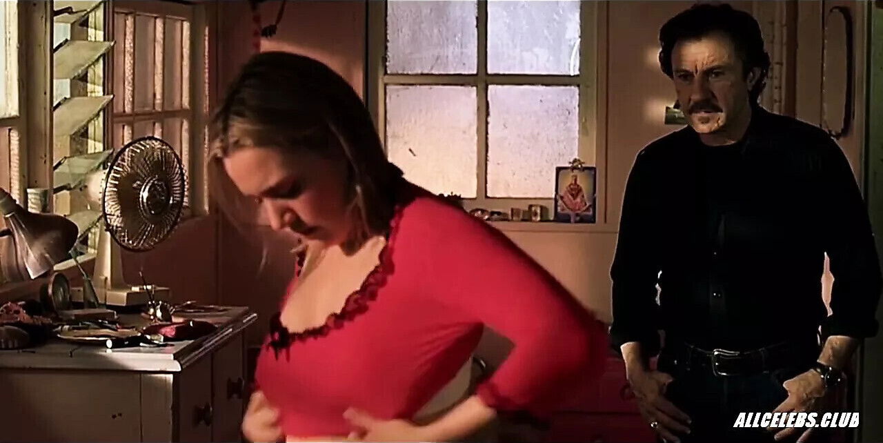 Kate Winslet in Holy Smoke