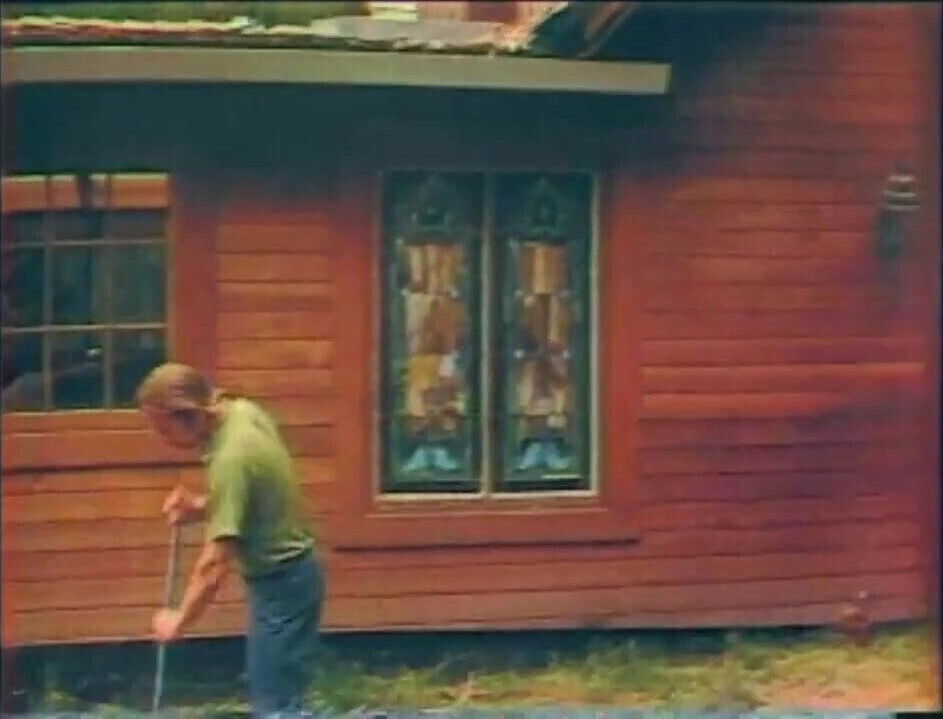 Do You Wanna Be Loved (1975)