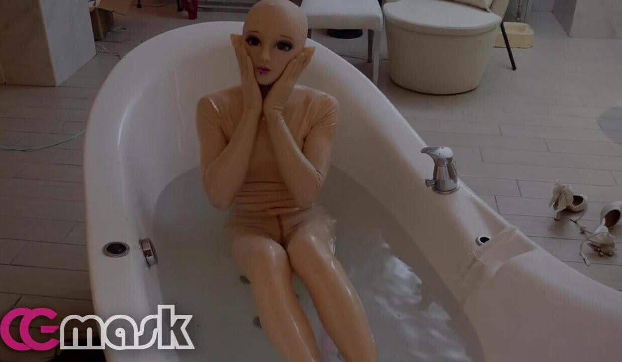 Miliya Rubber Girl love orgasm