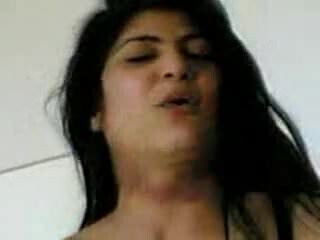 Arabic girl customer