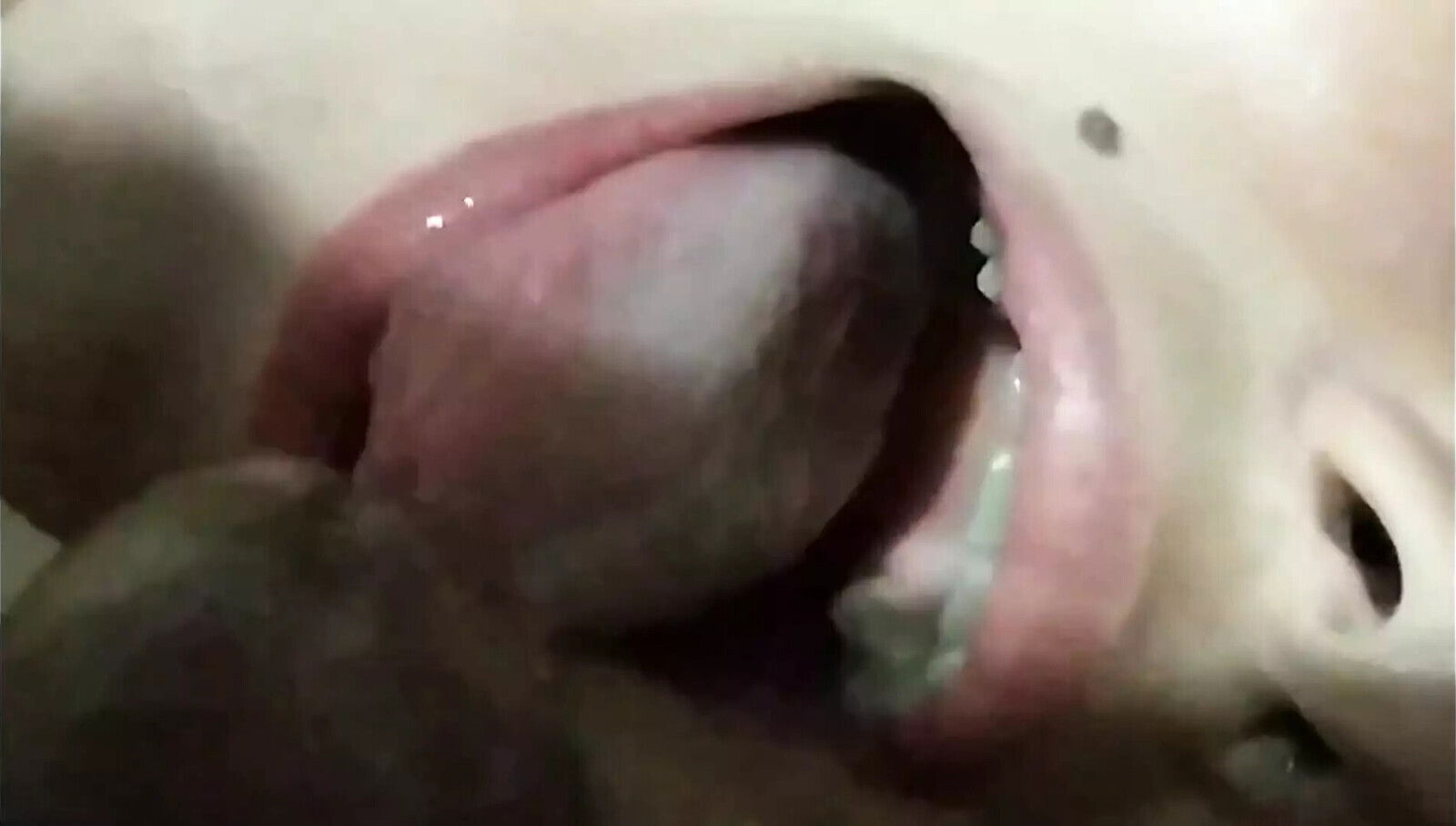 sucked good left cumming mouth